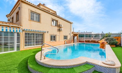 Villa - Bestaande bouw - Torrevieja - Torrevieja
