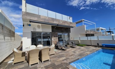 Villa - Bestaande bouw - Villamartin - Villamartin