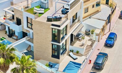 Villa - Bestaande bouw - Villamartín - Villamartin