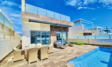 Villa - Bestaande bouw - Villamartín - Villamartin