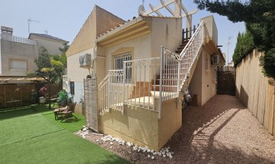 Villa - Bestaande bouw - Villamartín -
                Villamartin