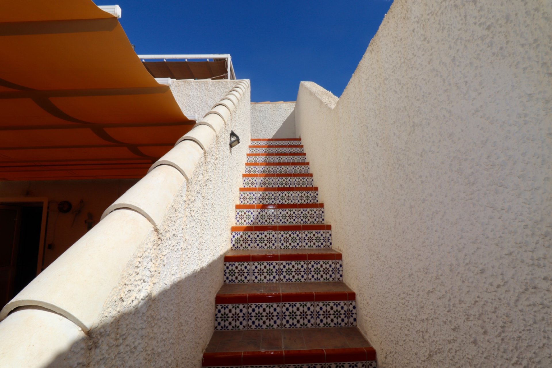 Villa de lujo adosada con apartamento de invitados y vistas en Ciudad Quesada