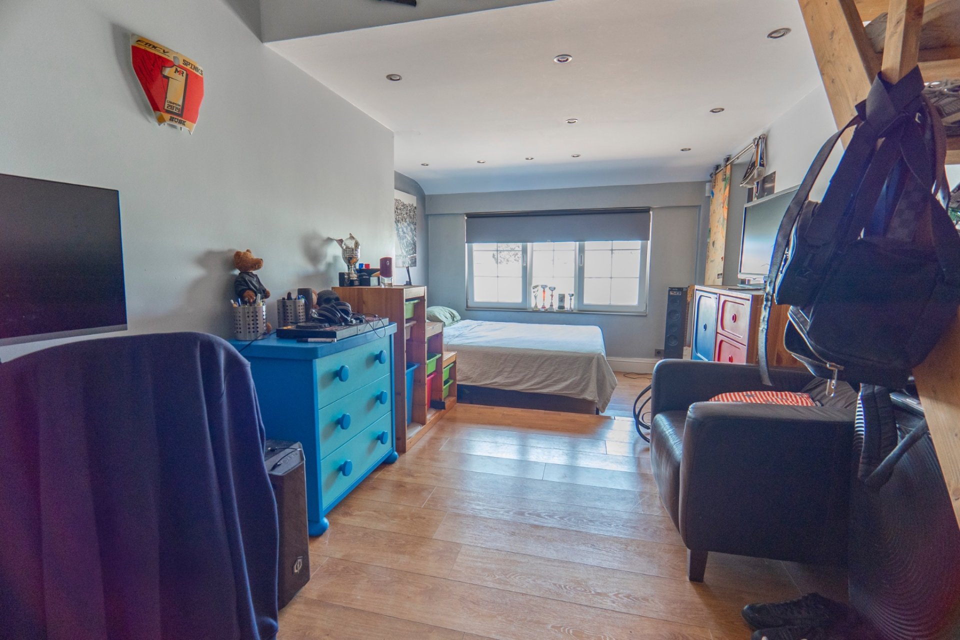 Villa de lujo con piscina privada, cuadras y casa de invitados en Heredades, Costa Blanca