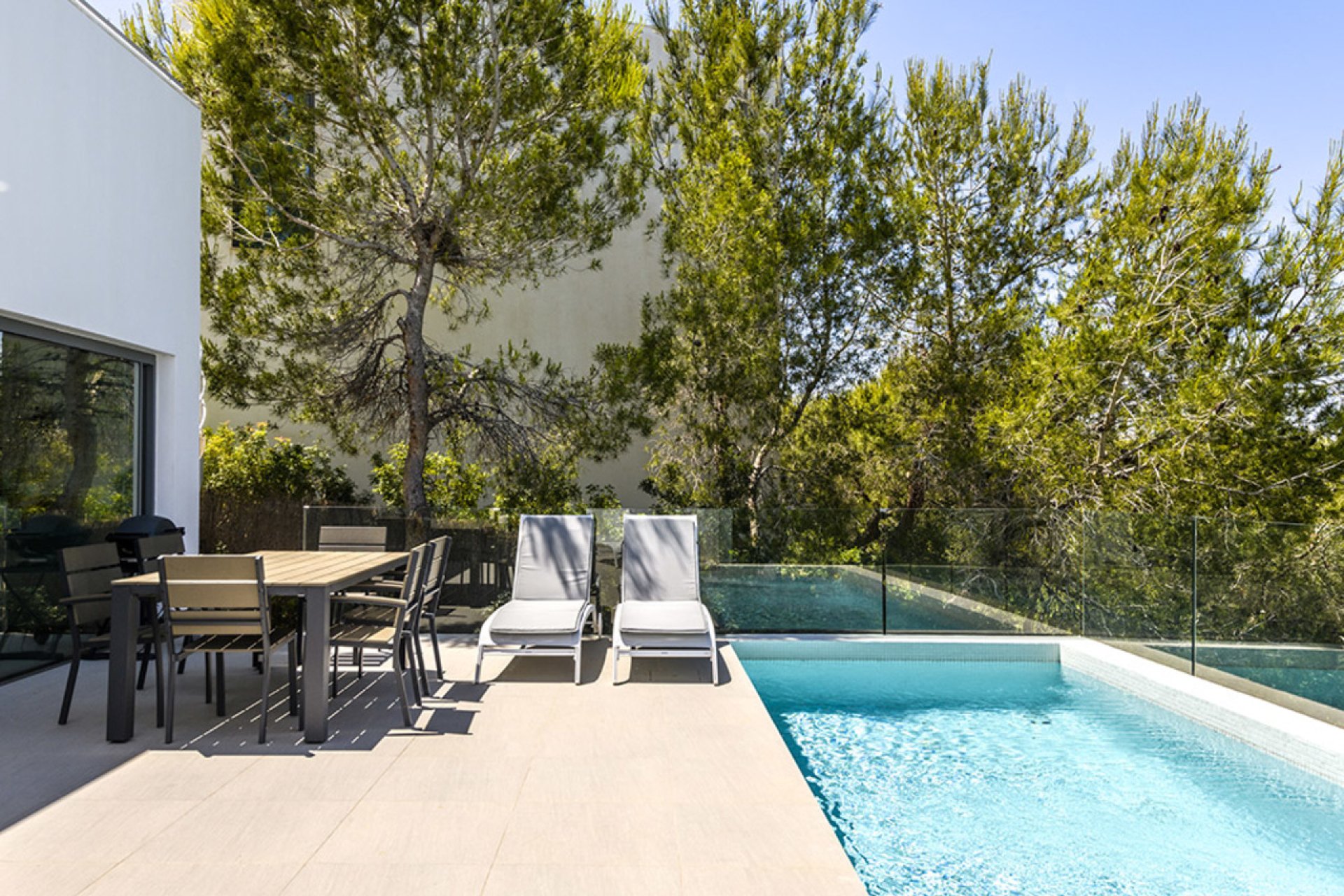 Villa de lujo con piscina privada en Las Colinas Golf, España