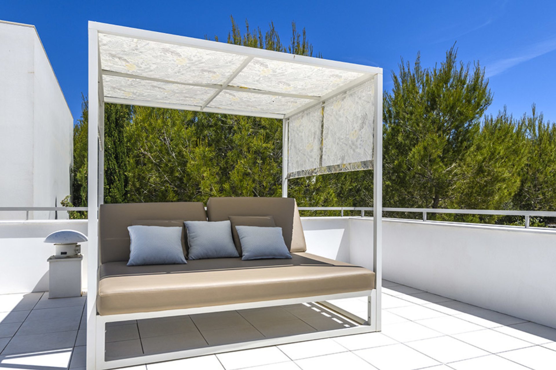 Villa de lujo con piscina privada en Las Colinas Golf, España