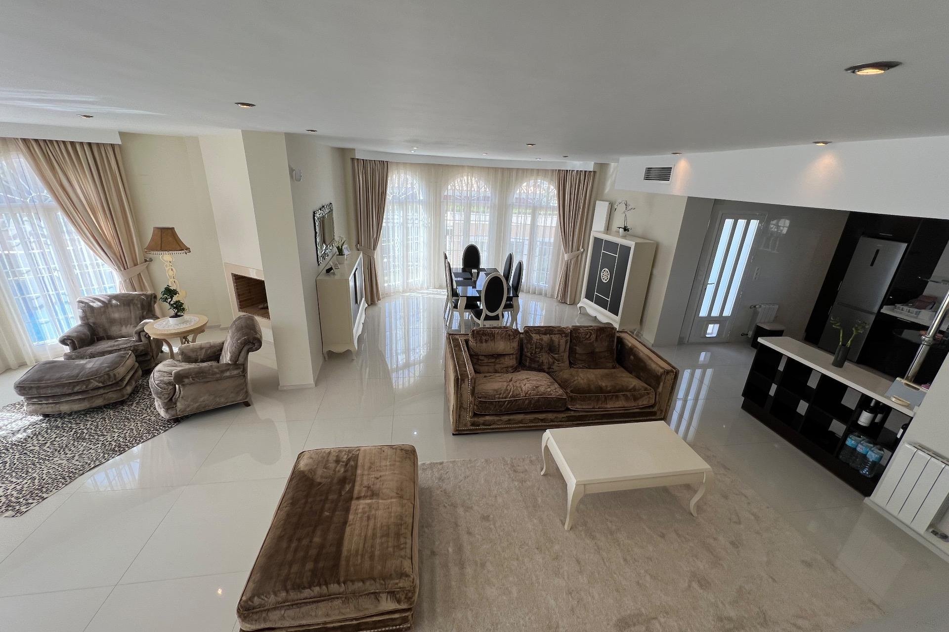 Villa de lujo con piscina privada, sauna y vistas al mar en Ciudad Quesada, cerca del campo de golf