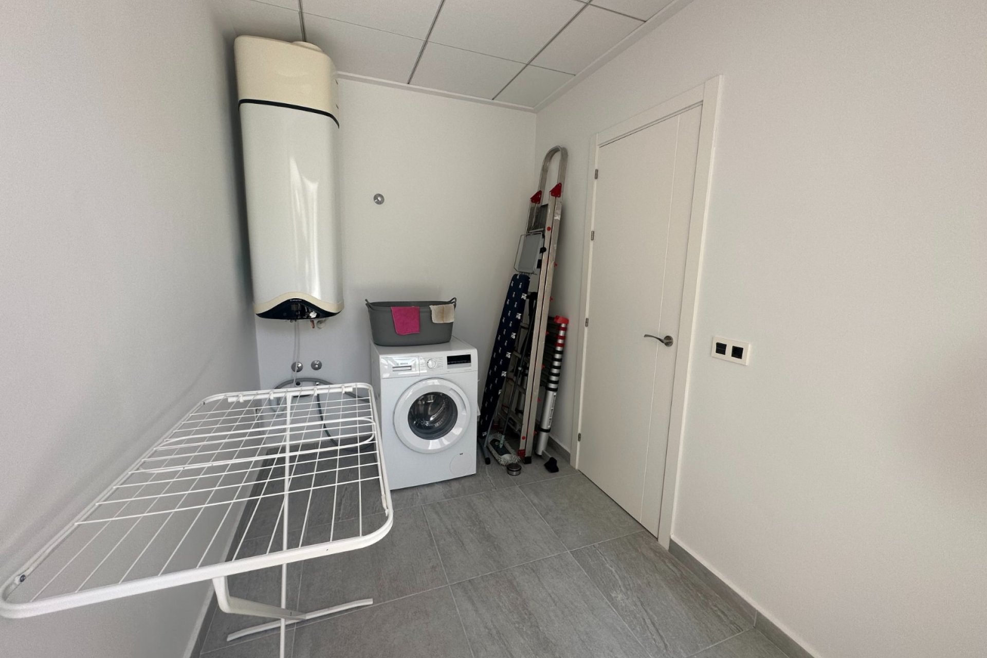 Villa de lujo con piscina privada y 5 dormitorios en San Miguel de Salinas