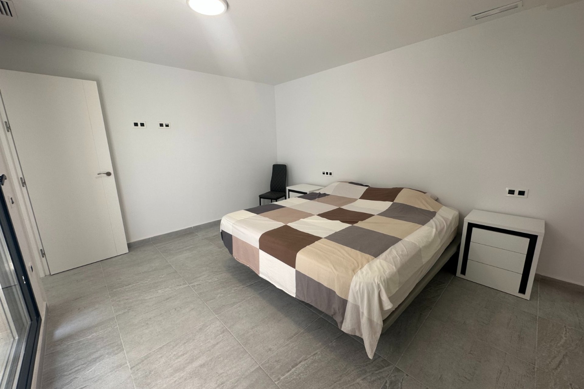 Villa de lujo con piscina privada y 5 dormitorios en San Miguel de Salinas