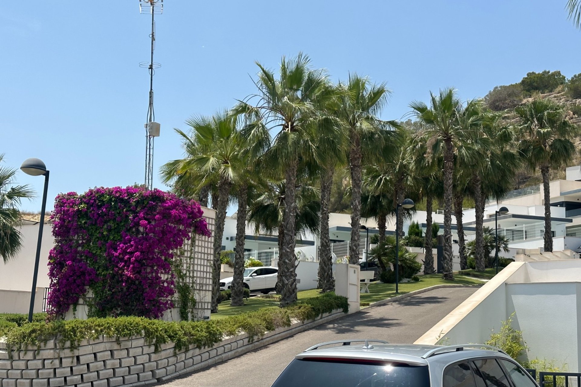 Villa de lujo con piscina privada y 5 dormitorios en San Miguel de Salinas