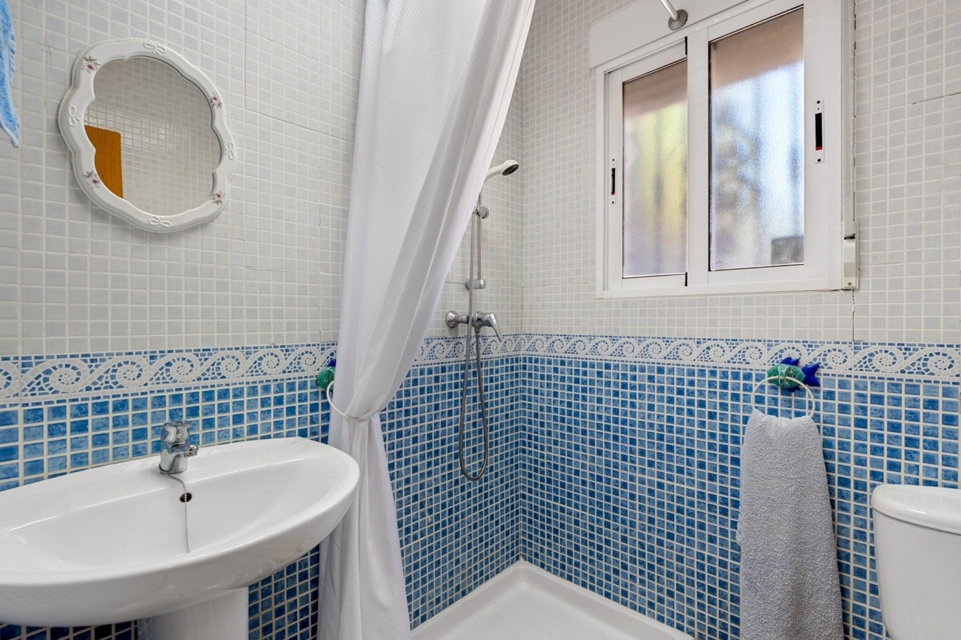 Villa de lujo con piscina privada y jardín en Vistabella, cerca de Jacarilla, Costa Blanca
