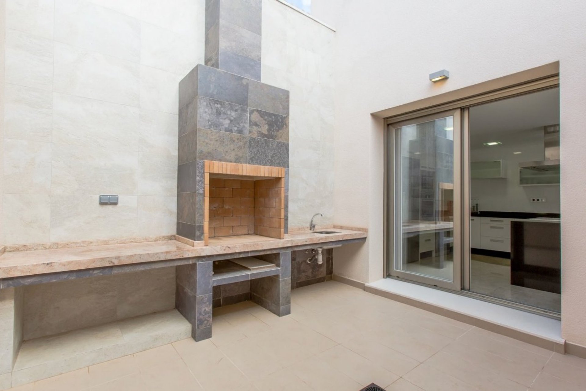 Villa de lujo con piscina privada y vistas en Moraira, 4 dormitorios, 5 baños