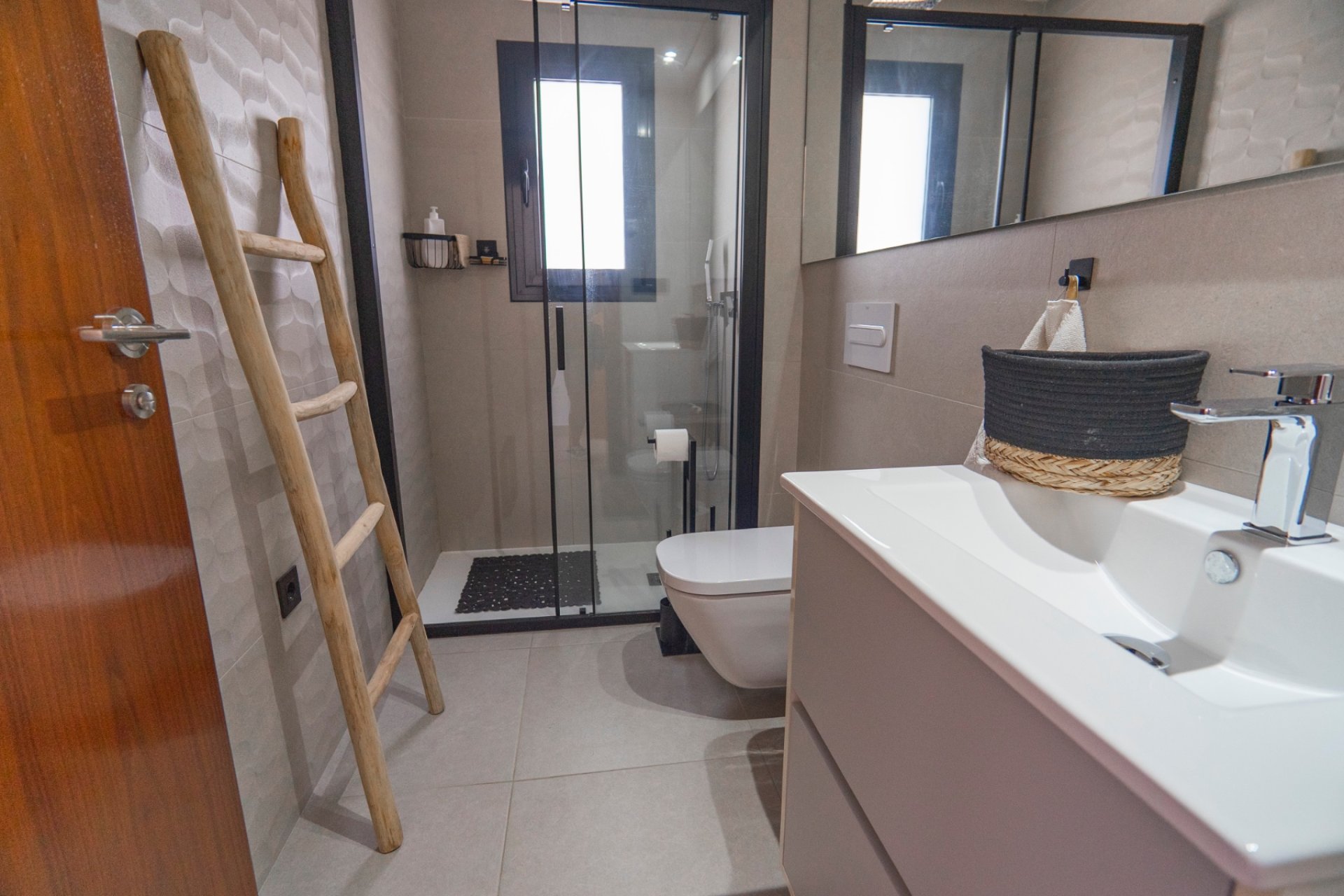 Villa de lujo con piscina privada y vistas panorámicas en Ciudad Quesada