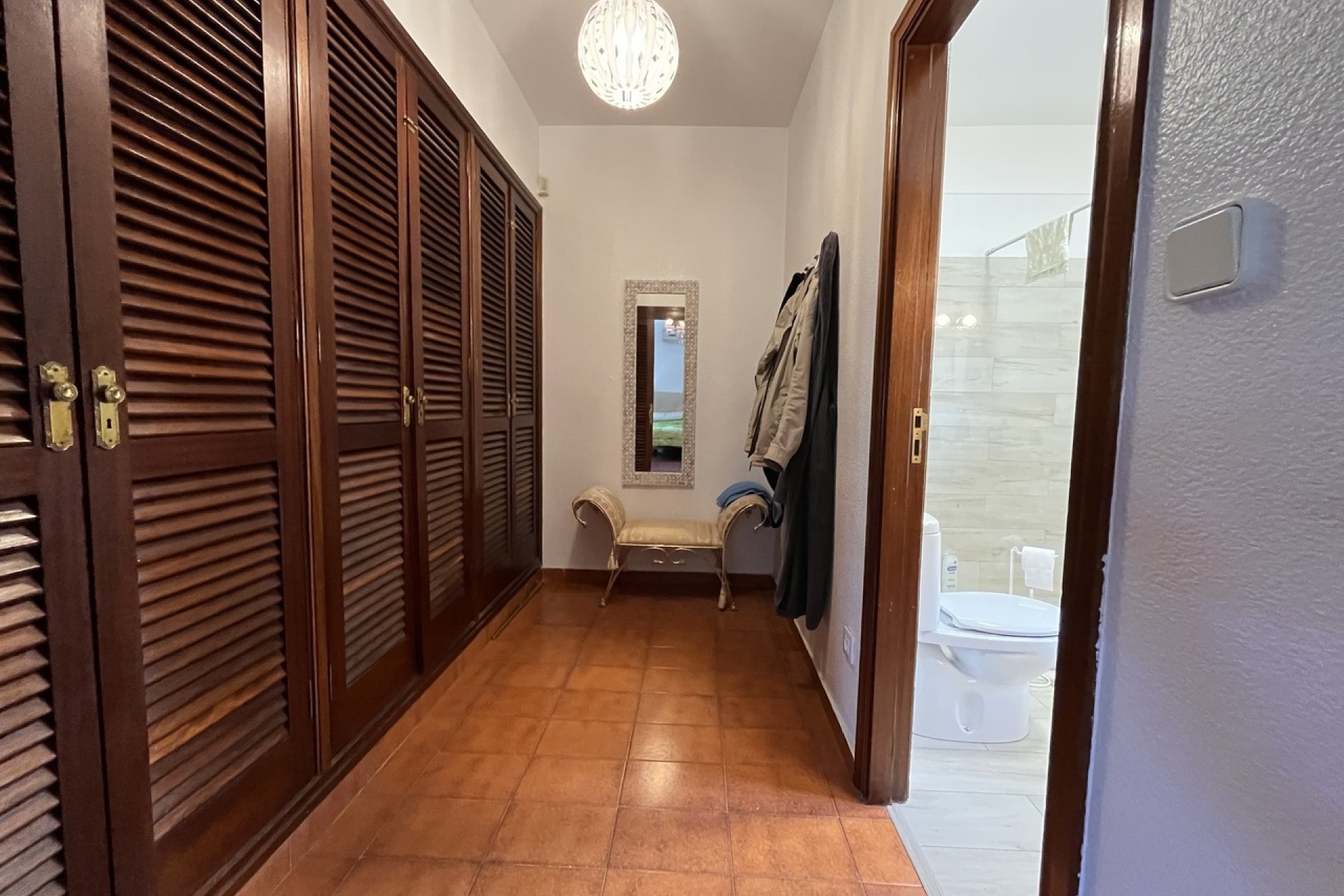 Villa de lujo con vistas al mar, piscina privada y amplio jardín en La Nucía, Costa Blanca