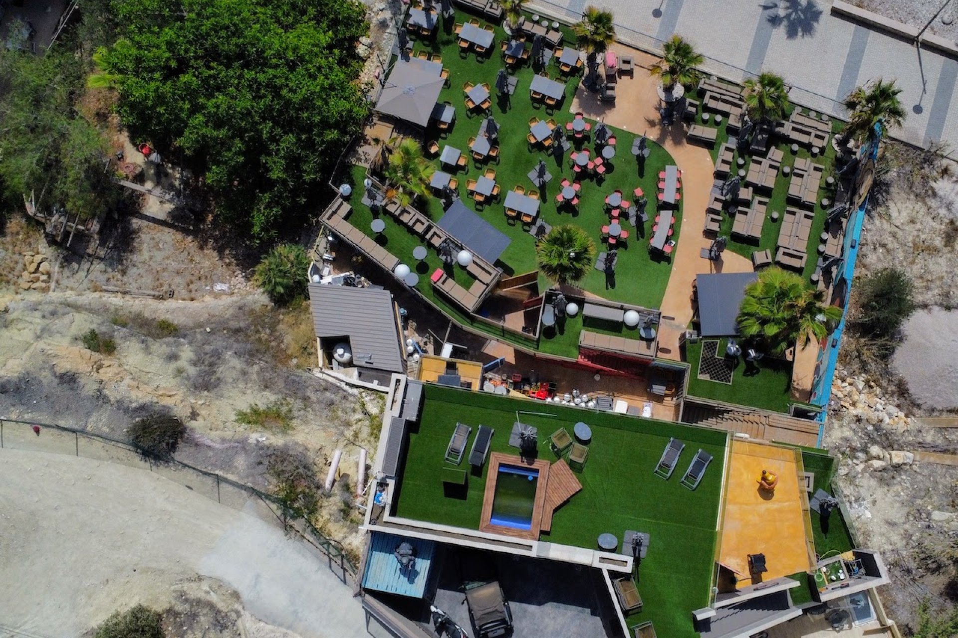 Villa de lujo con vistas al mar, piscina privada y club de playa en Villajoyosa