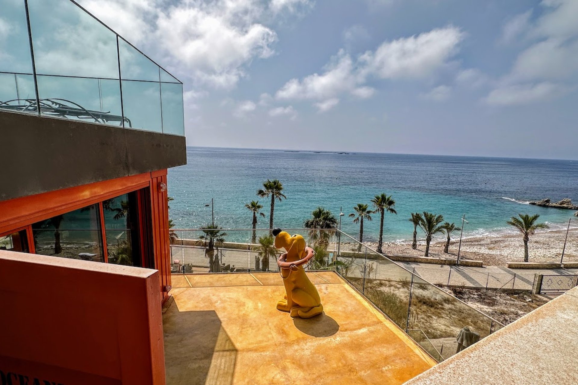 Villa de lujo con vistas al mar, piscina privada y club de playa en Villajoyosa