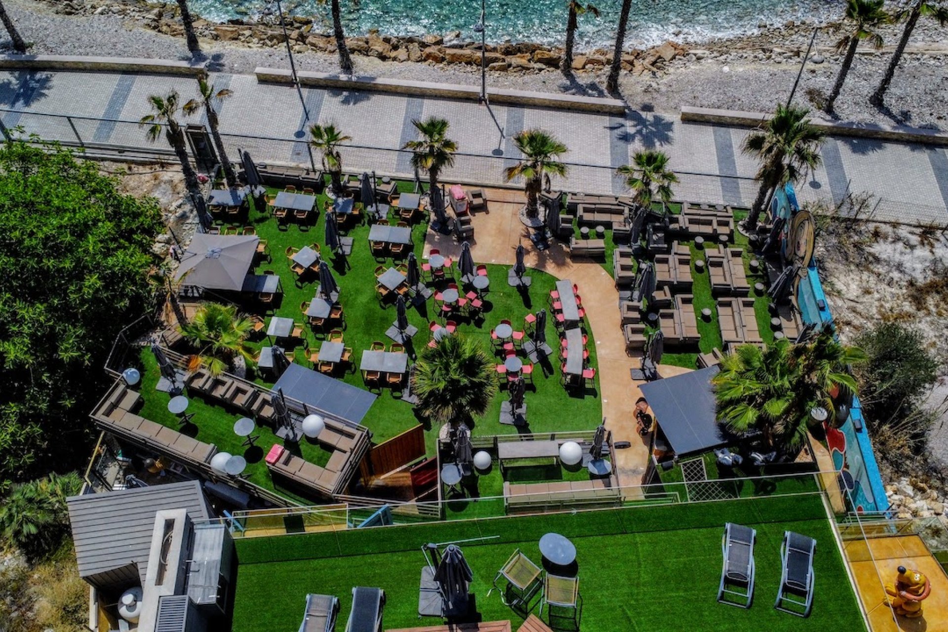 Villa de lujo con vistas al mar, piscina privada y club de playa en Villajoyosa