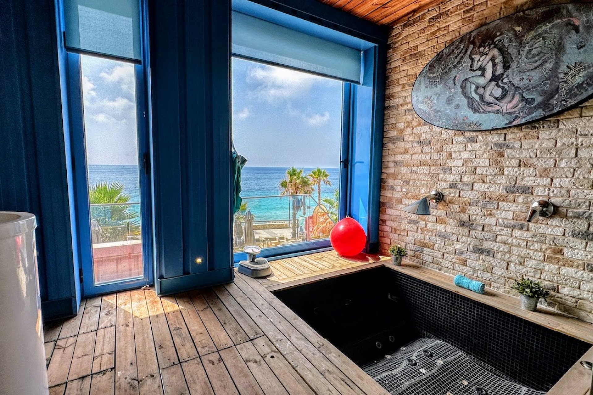 Villa de lujo con vistas al mar, piscina privada y club de playa en Villajoyosa