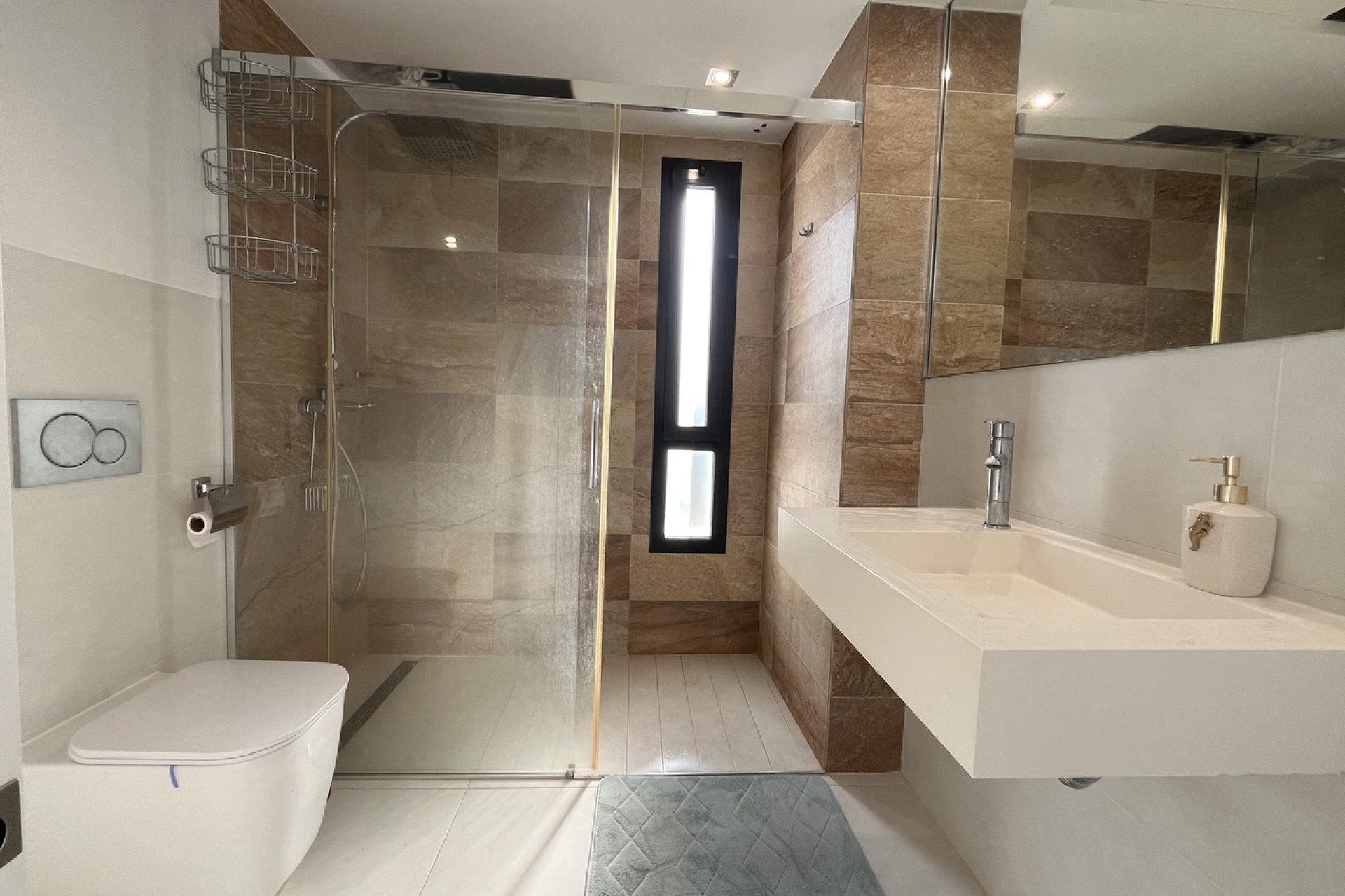 Villa de lujo con vistas al mar y piscina privada en Orihuela Costa