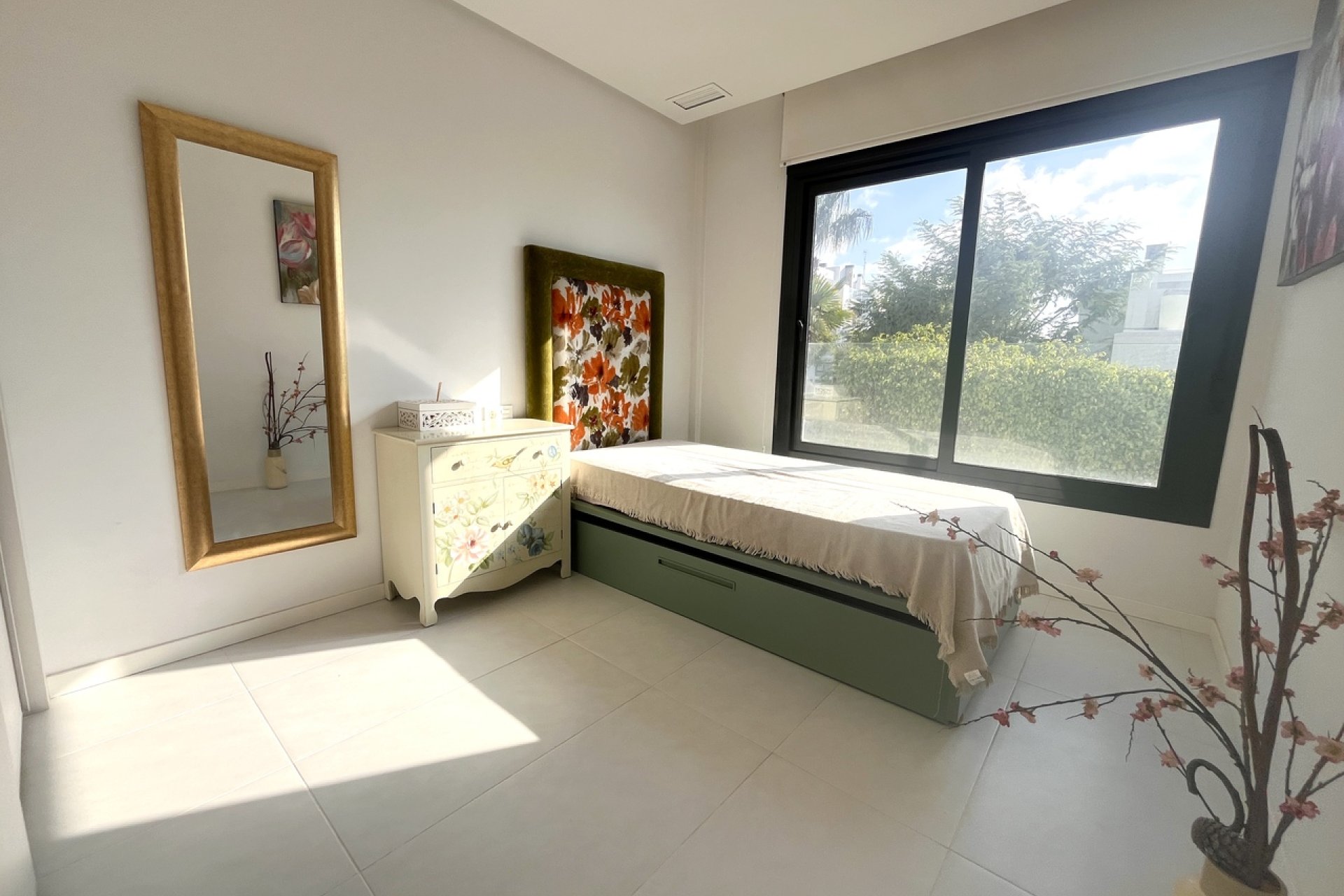 Villa de lujo con vistas al mar y piscina privada en Orihuela Costa