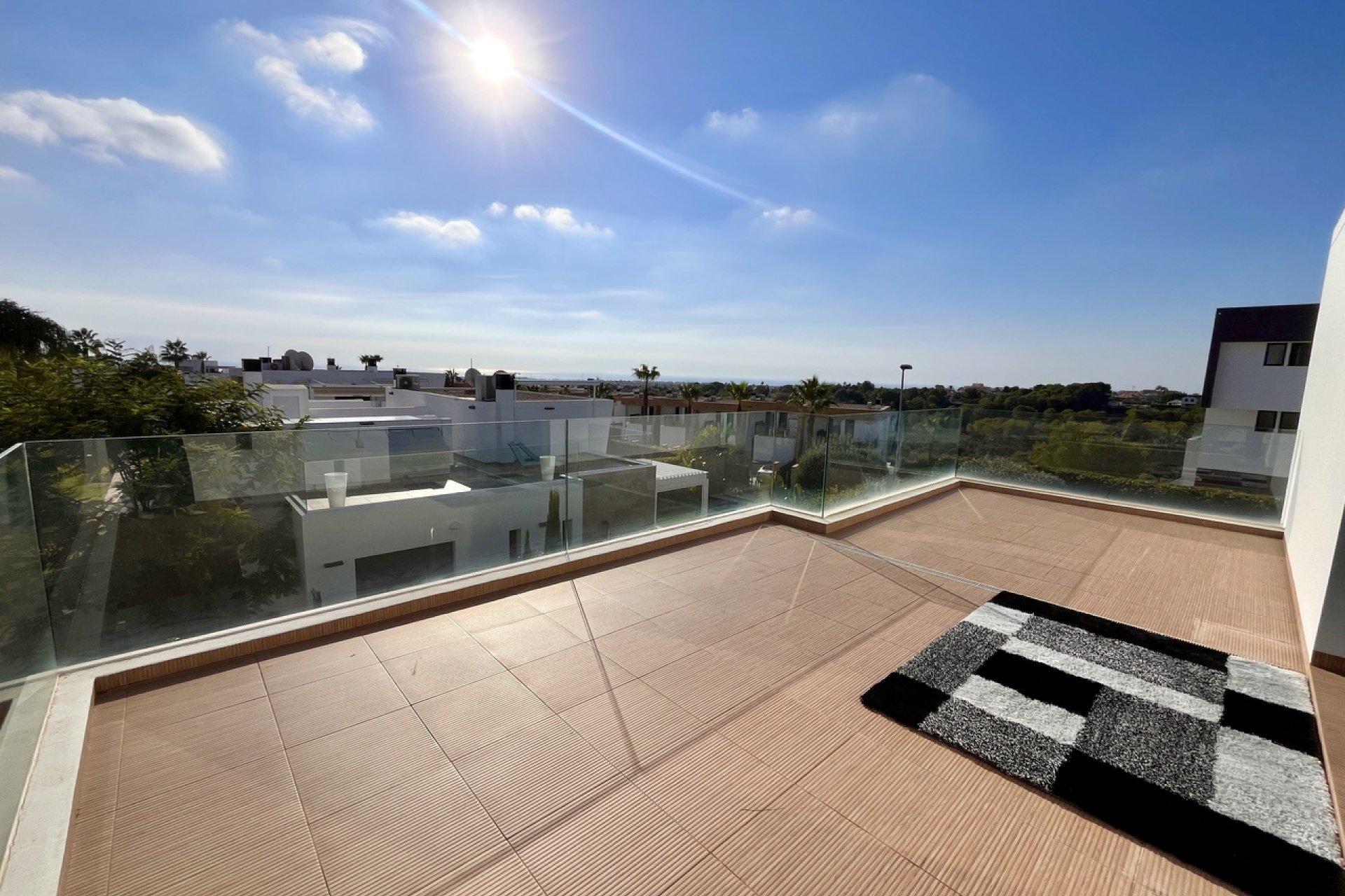 Villa de lujo con vistas al mar y piscina privada en Orihuela Costa