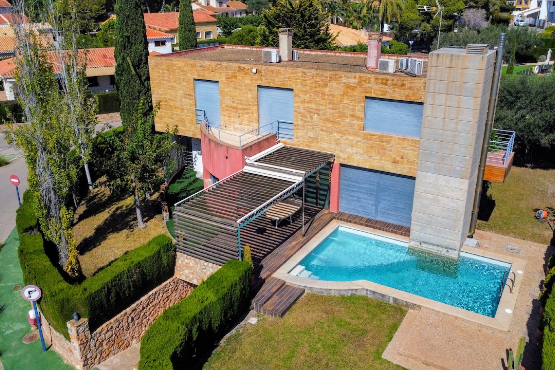 Villa de lujo de 4 dormitorios con piscina privada y vistas al mar en Dehesa de Campoamor