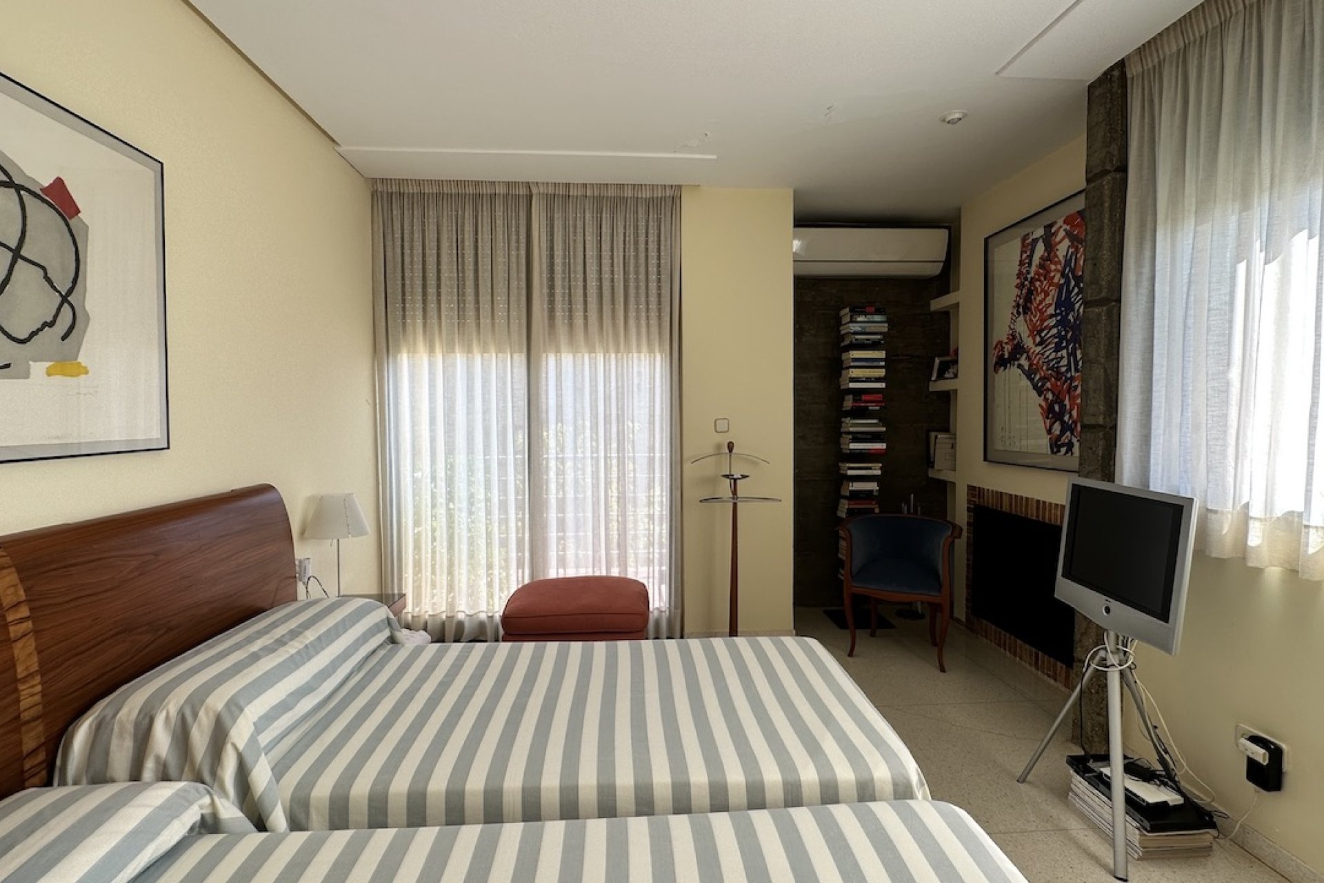 Villa de lujo de 4 dormitorios con piscina privada y vistas al mar en Dehesa de Campoamor