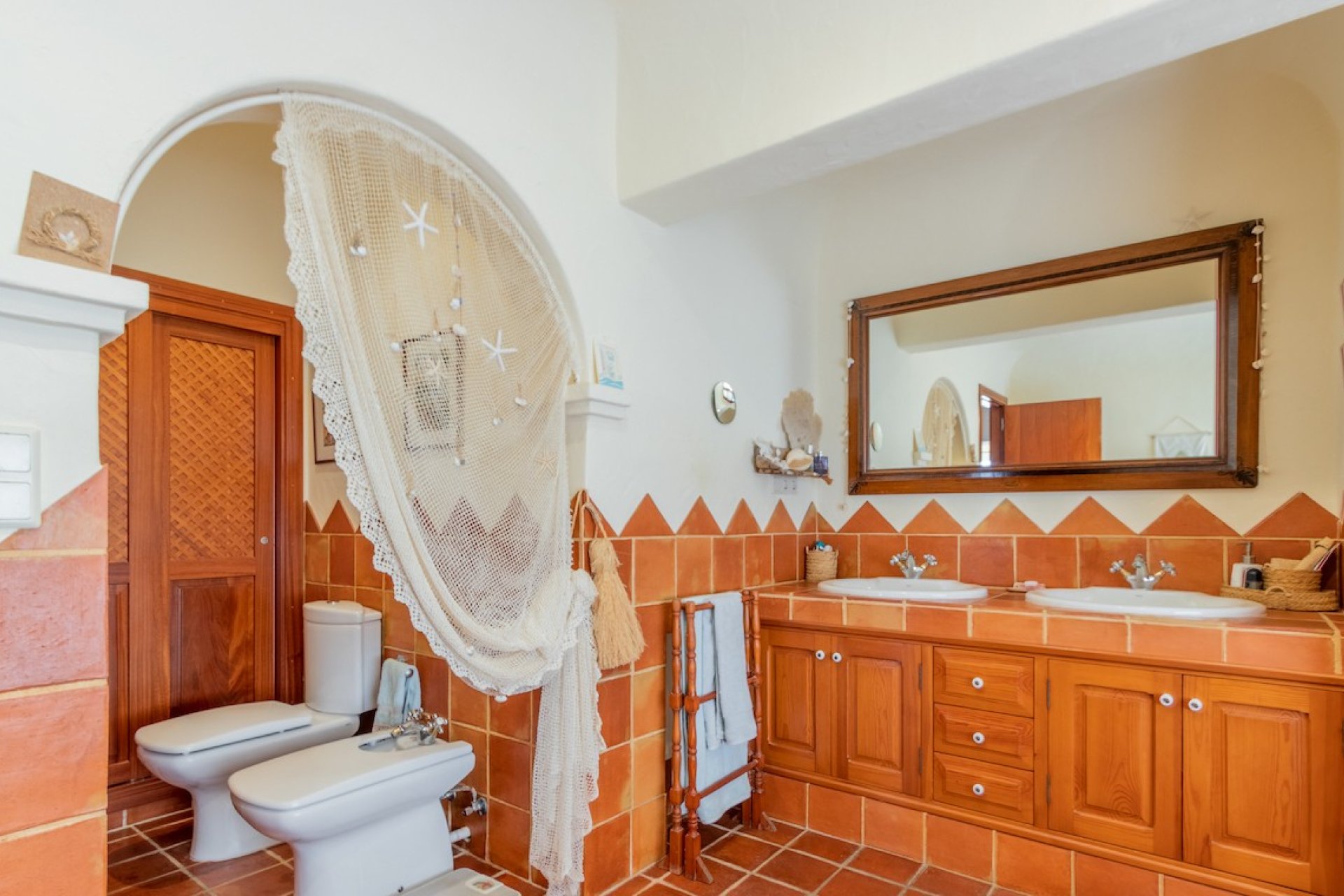 Villa de lujo de 5 dormitorios con piscina privada en Moraira