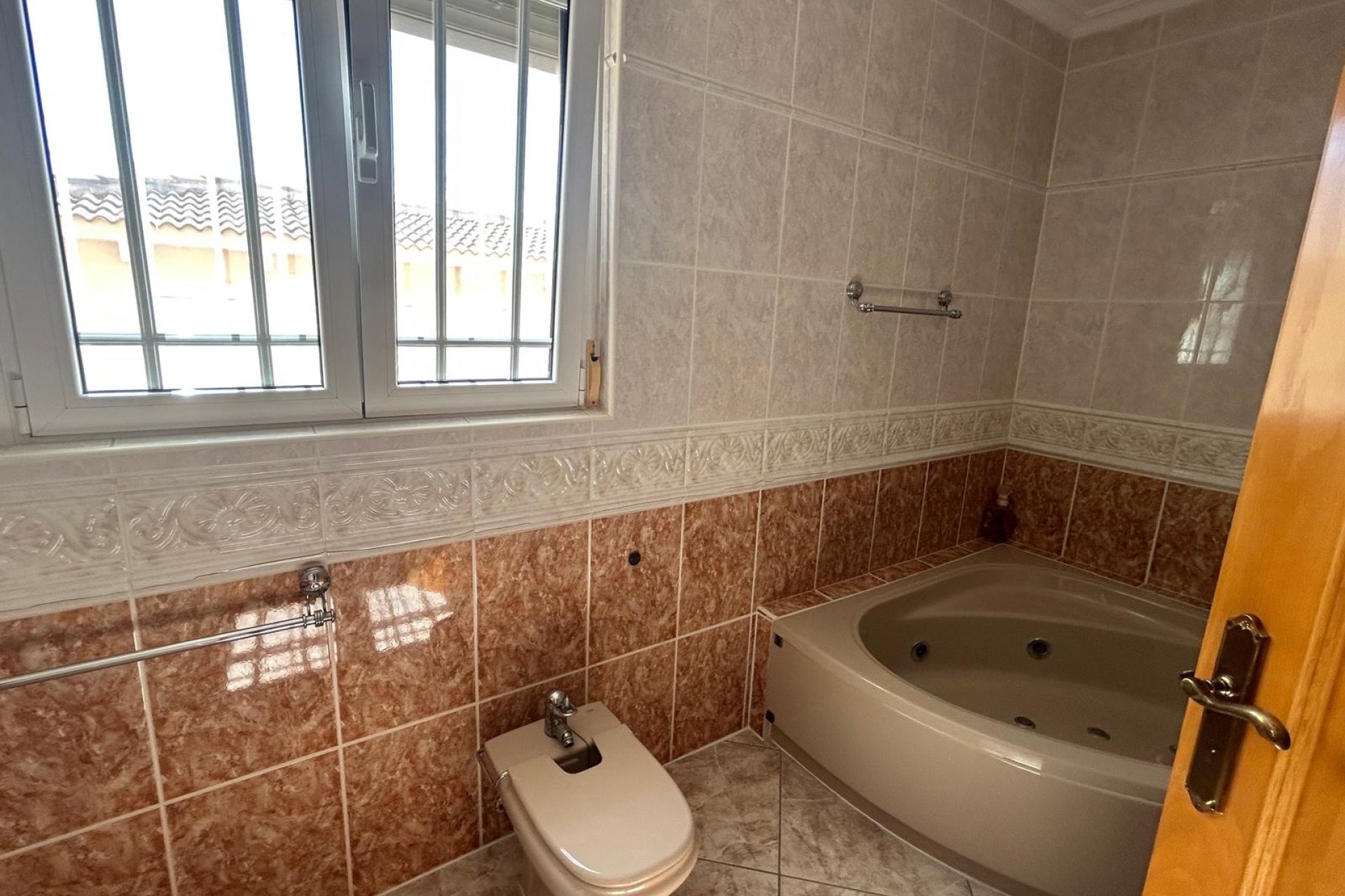 Villa de lujo de 6 dormitorios con casa de invitados y piscina privada en Ciudad Quesada