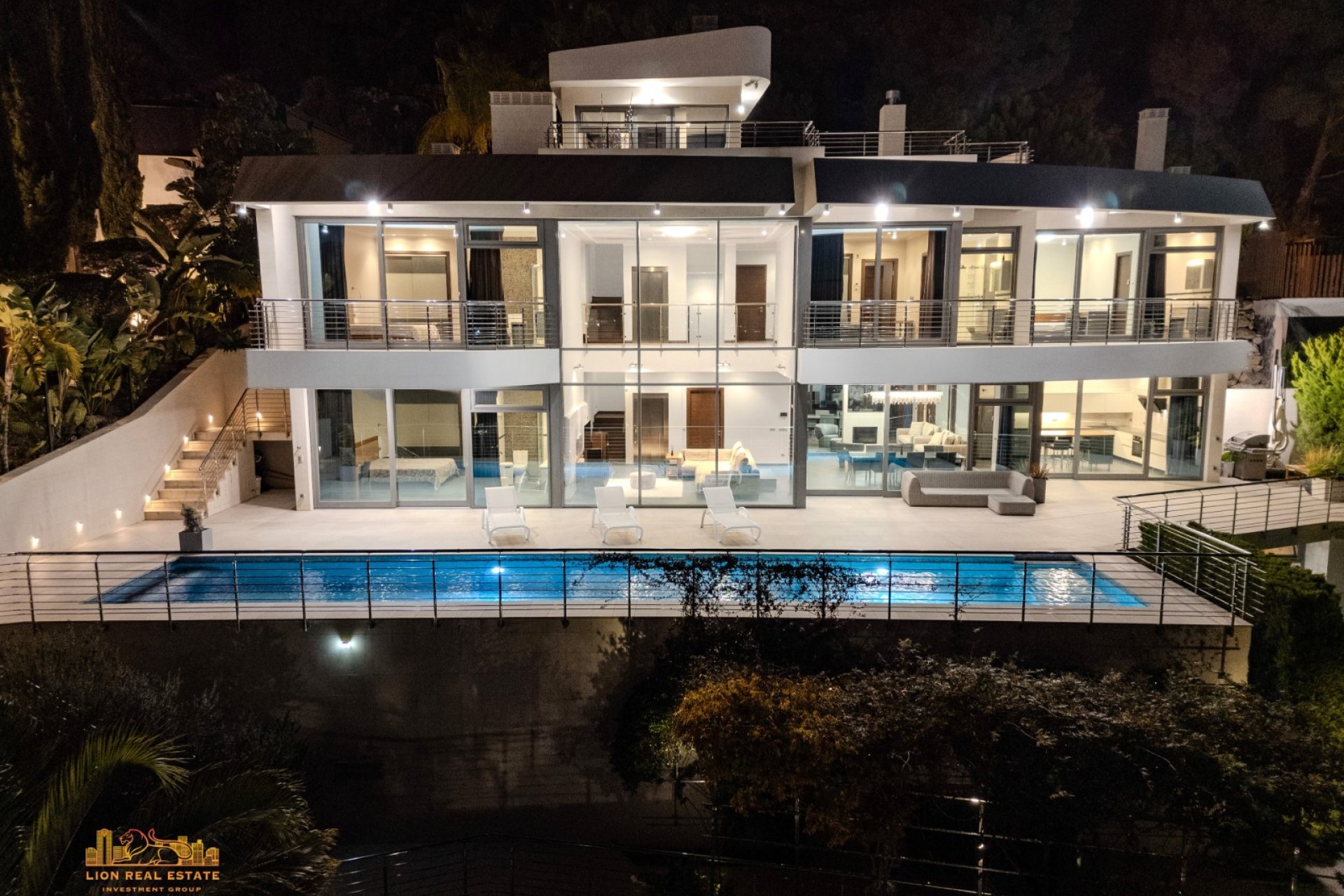 Villa de lujo en Altea Hills con vistas al mar, piscina privada, zona de bienestar y 5 dormitorios