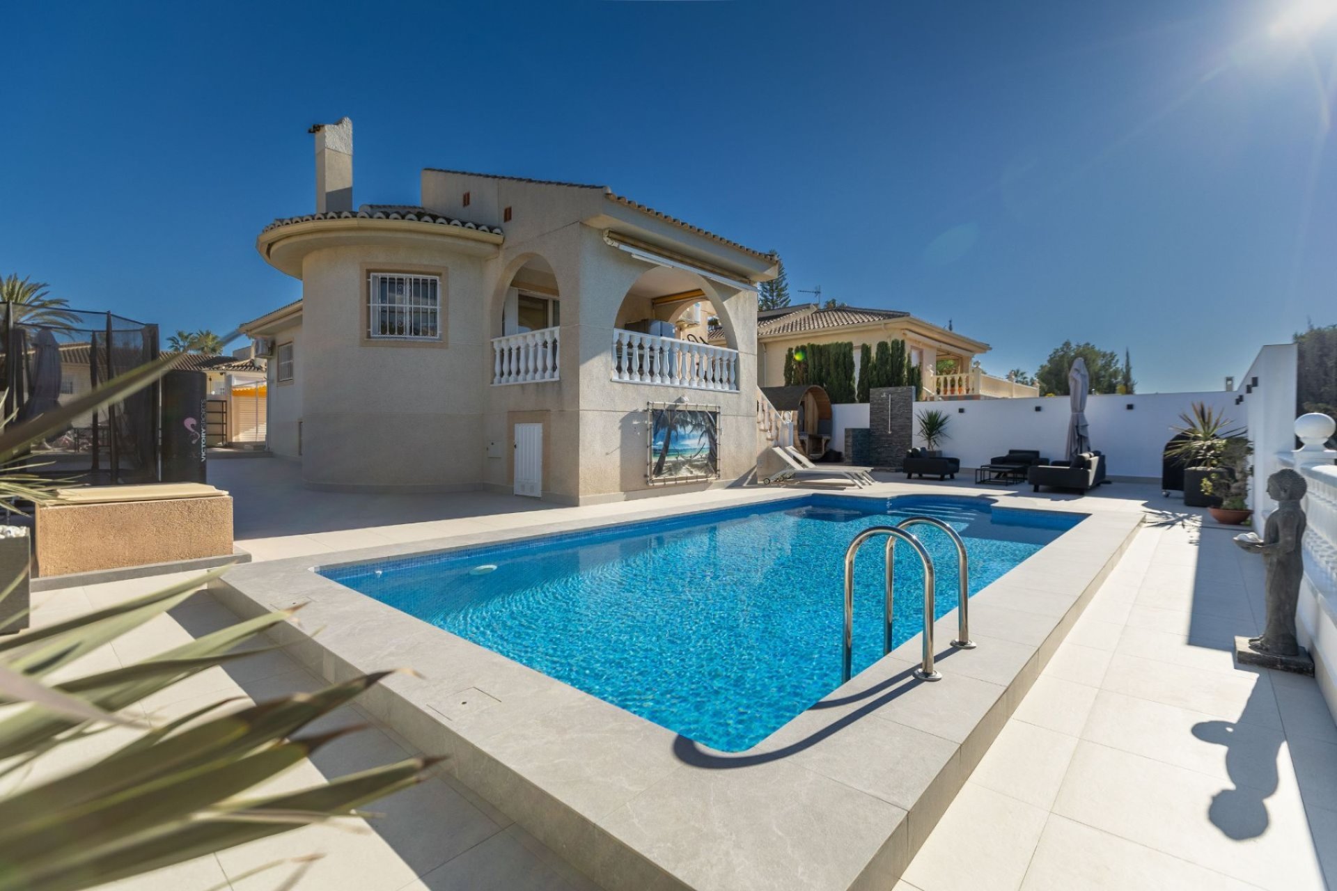 Villa de Lujo en Benijófar - Comprar casa Costa Blanca