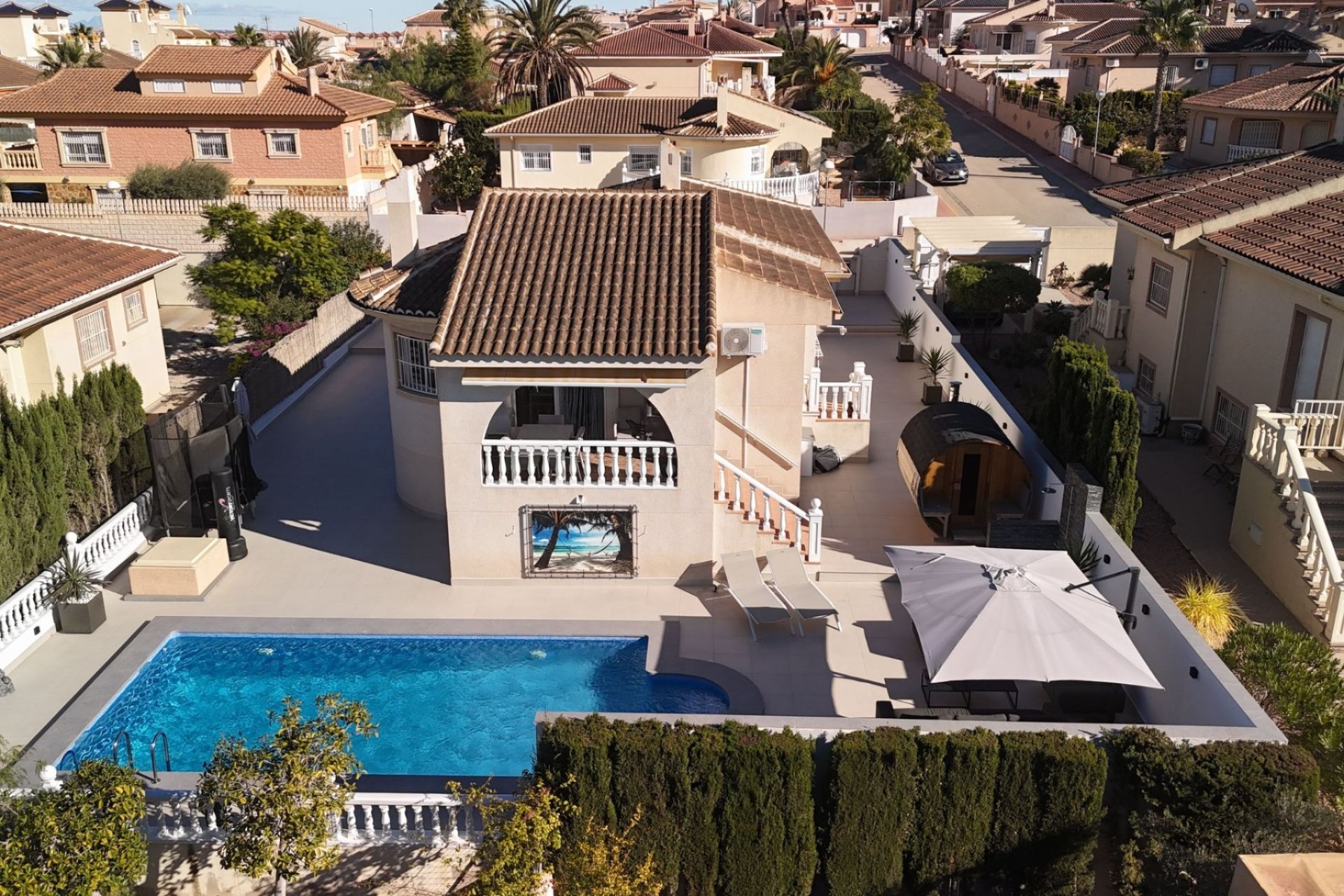 Villa de Lujo en Benijófar - Comprar casa Costa Blanca