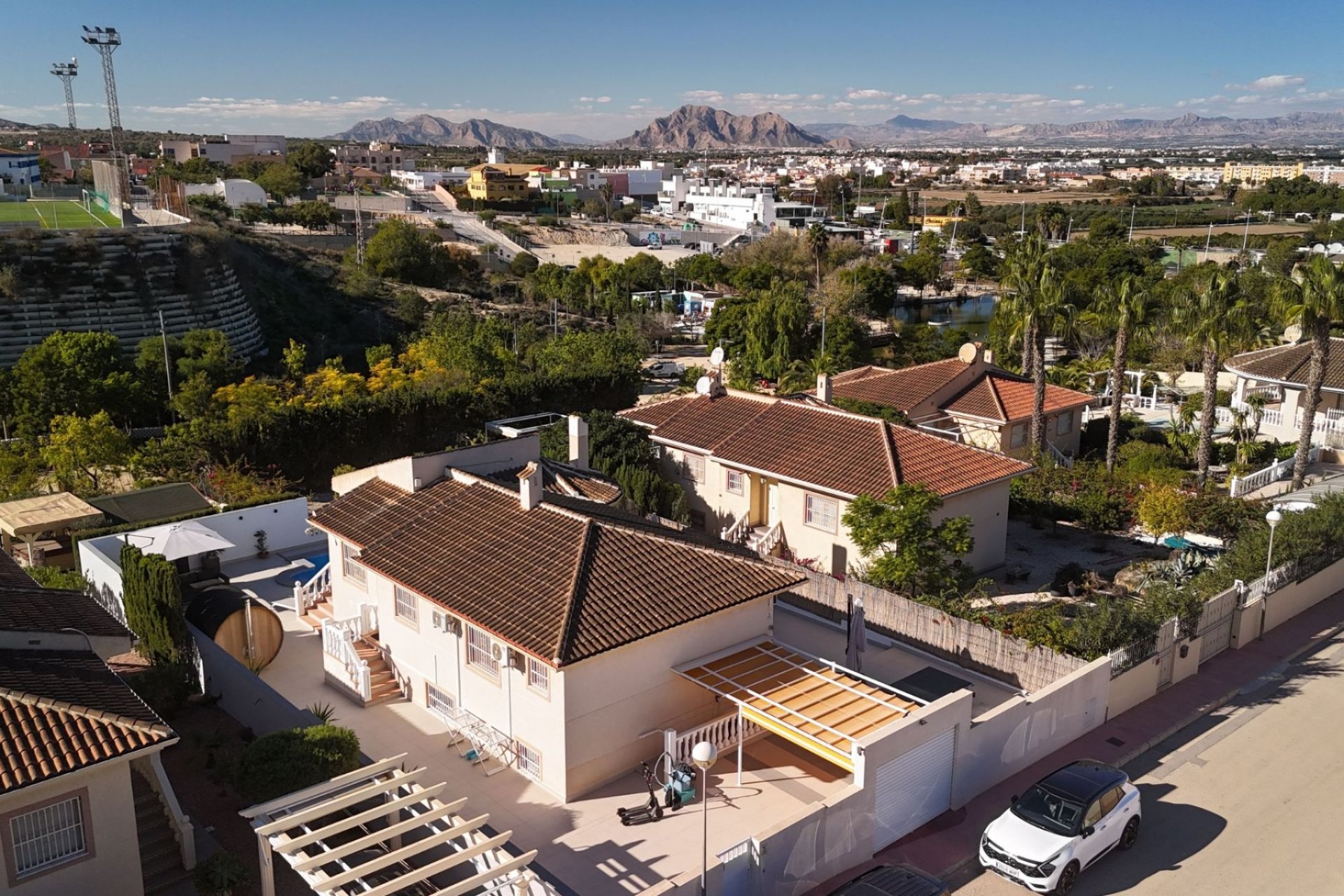 Villa de Lujo en Benijófar - Comprar casa Costa Blanca