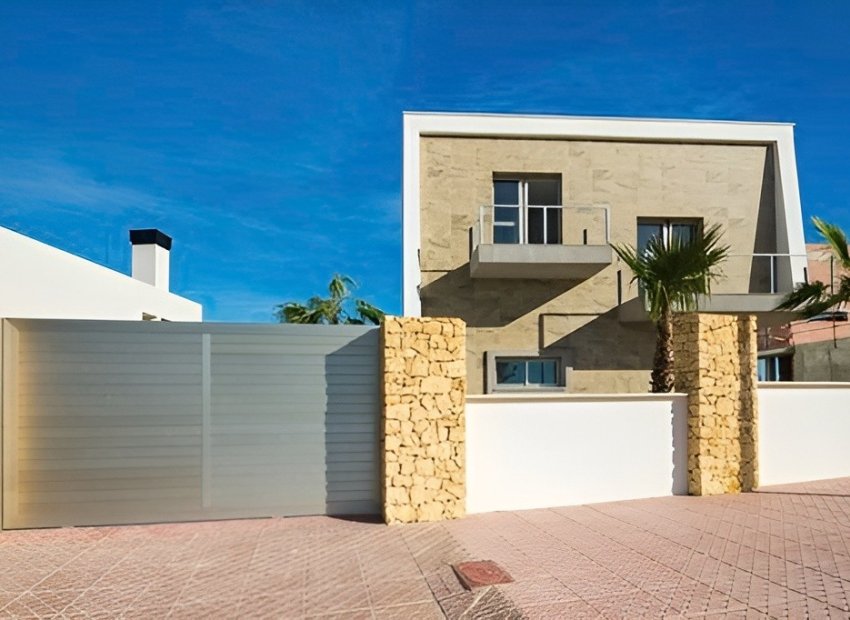 Villa de lujo en Rojales: 6 dormitorios, piscina privada, garaje