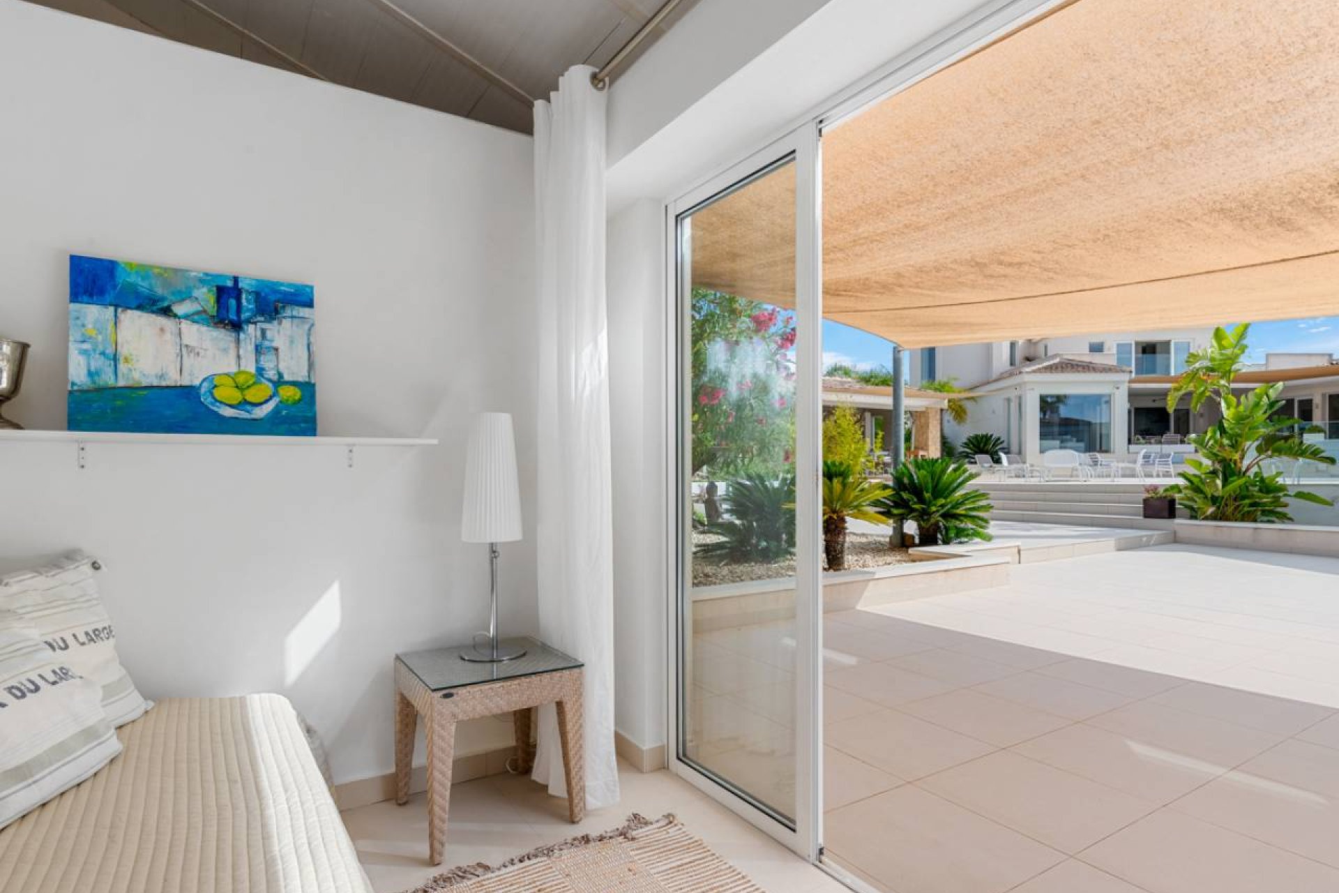 Villa de lujo totalmente renovada con vistas al mar, piscina y privacidad en Ciudad Quesada