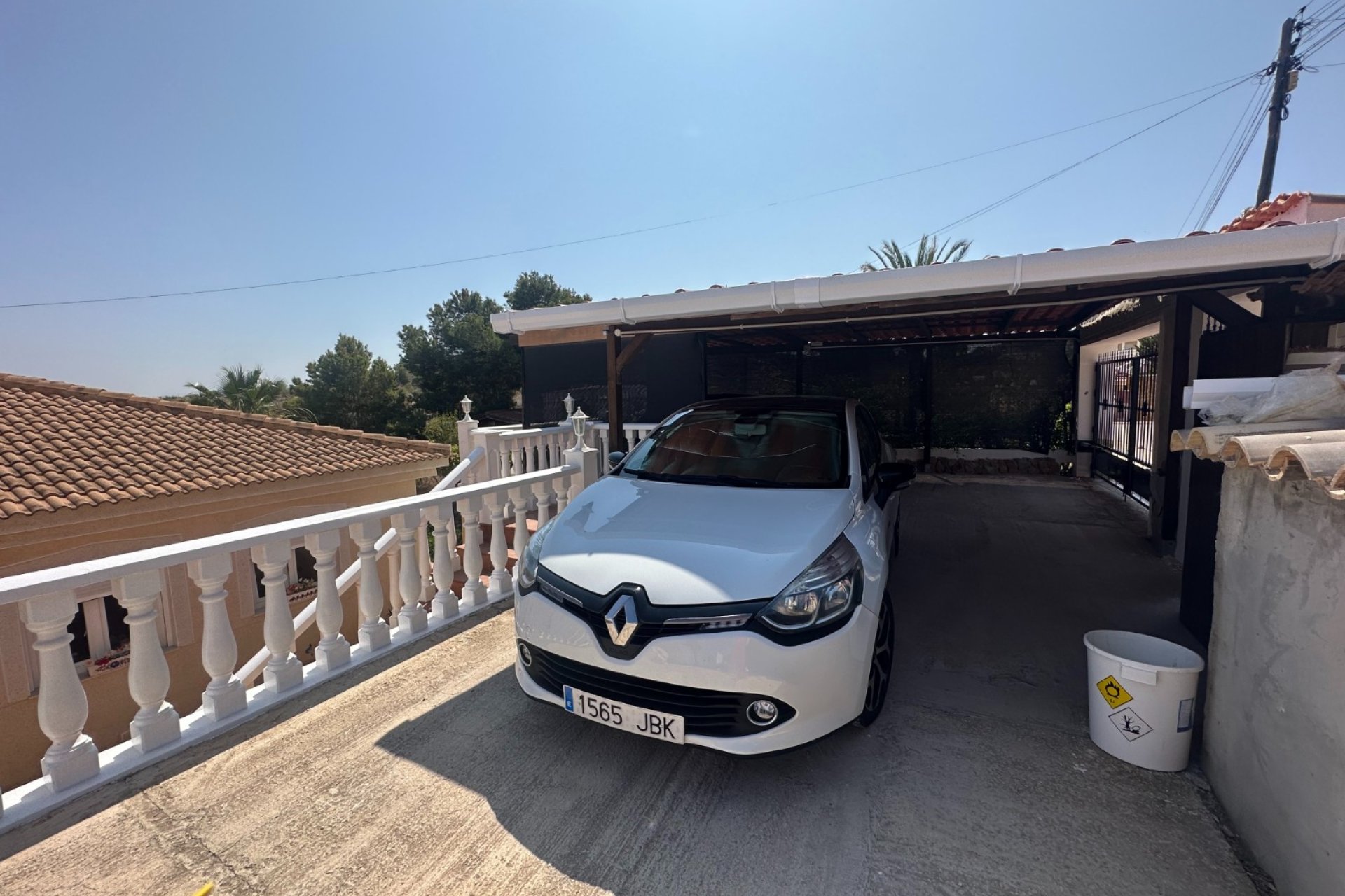 Villa en Algorfa con piscina privada, 3 dormitorios y un amplio jardín