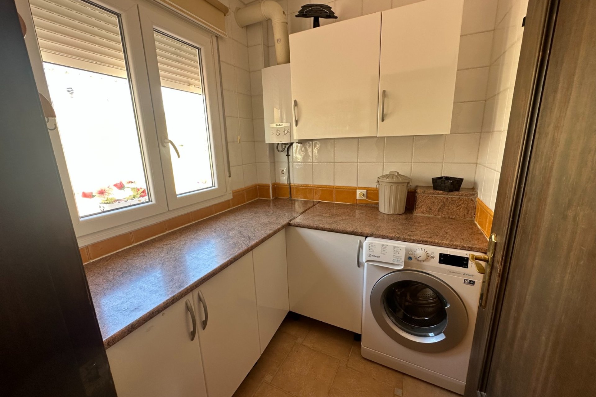 Villa en Algorfa con piscina privada, 3 dormitorios y un amplio jardín