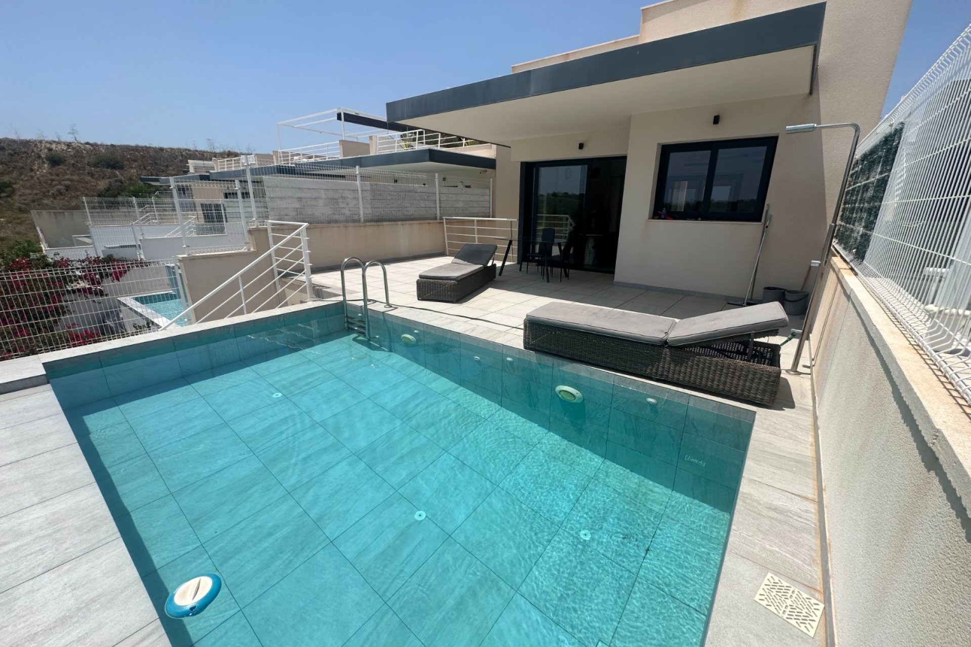 Villa en San Miguel de Salinas con piscina privada