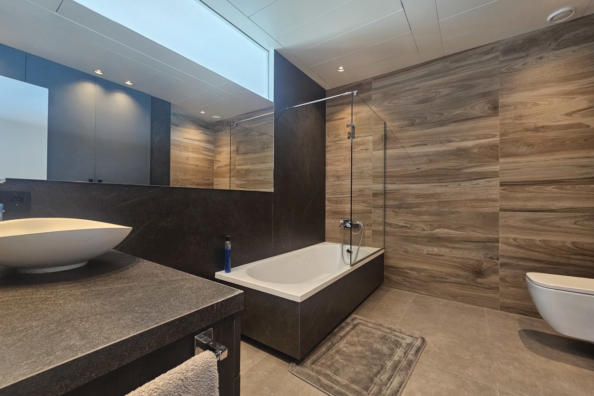 Villa exclusiva frente al mar en Cabo Roig con vistas panorámicas y piscina privada