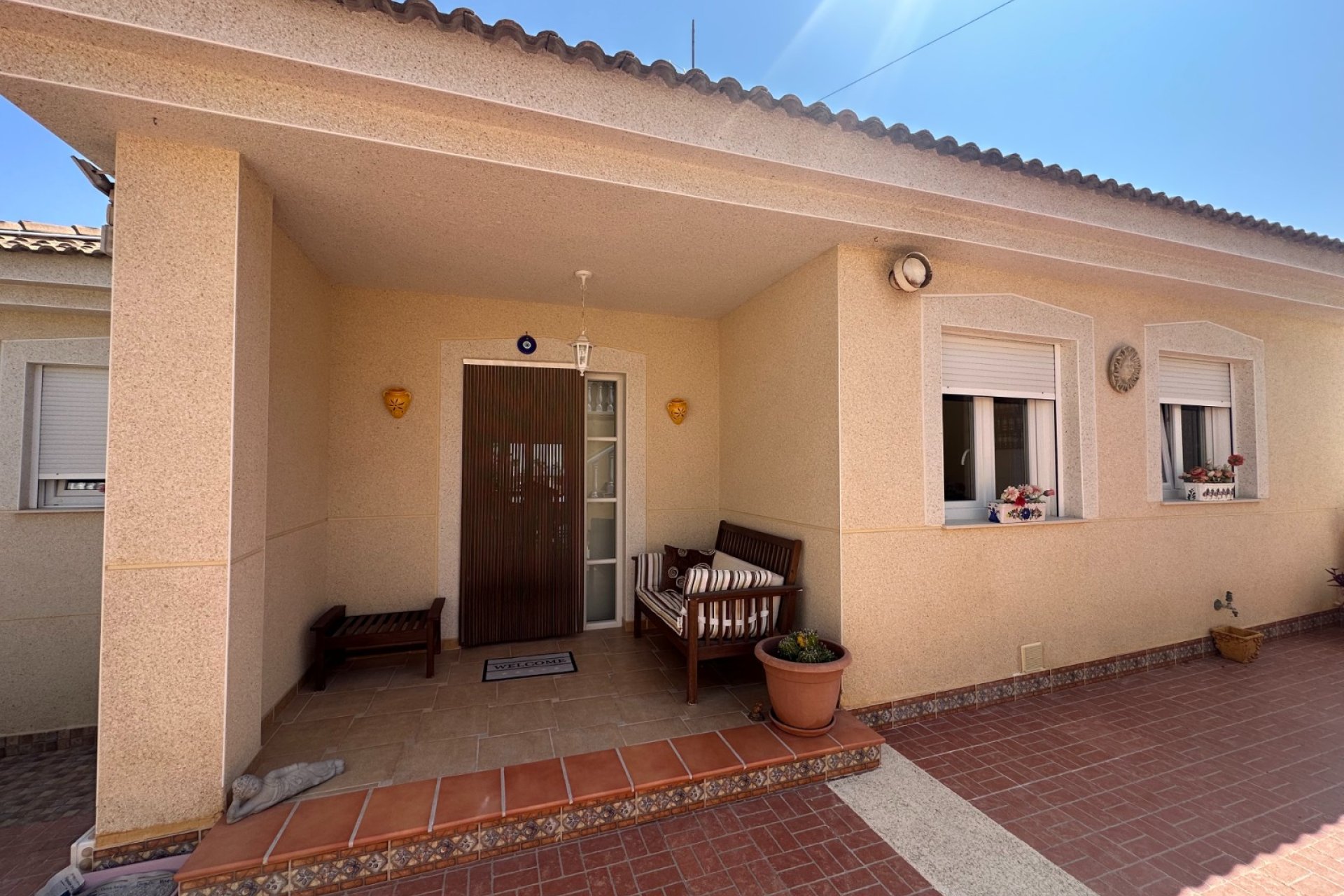  ﻿Villa in Algorfa met privézwembad, 3 slaapkamers en ruime tuin