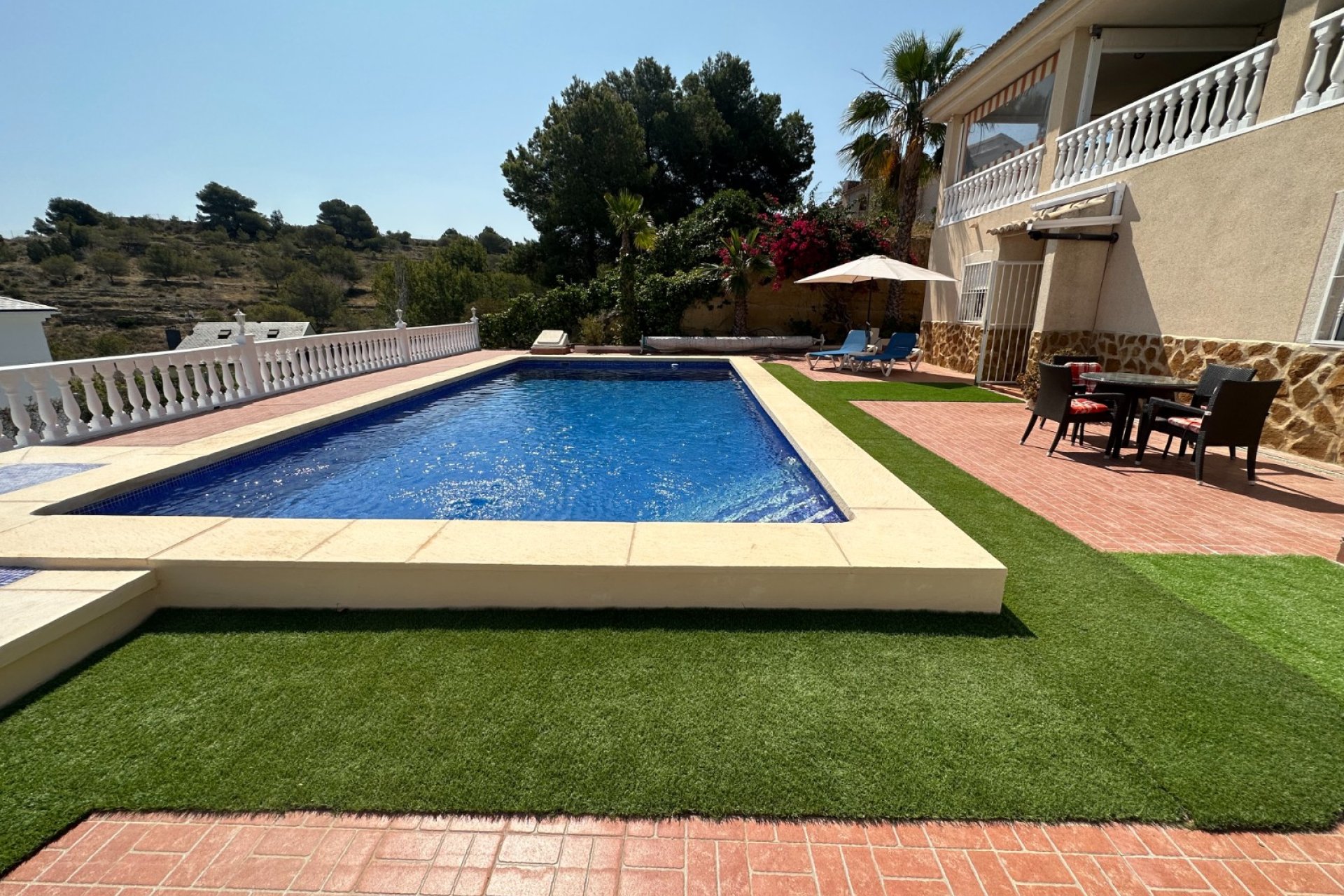 Villa in Algorfa with a private pool, 3 bedrooms, and a spacious garden