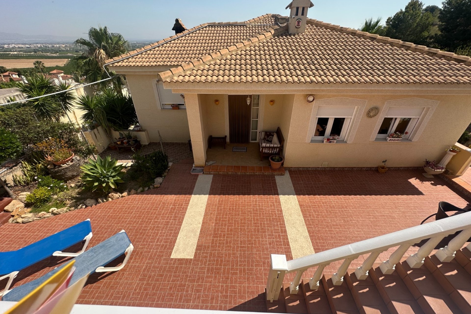 Villa in Algorfa with a private pool, 3 bedrooms, and a spacious garden