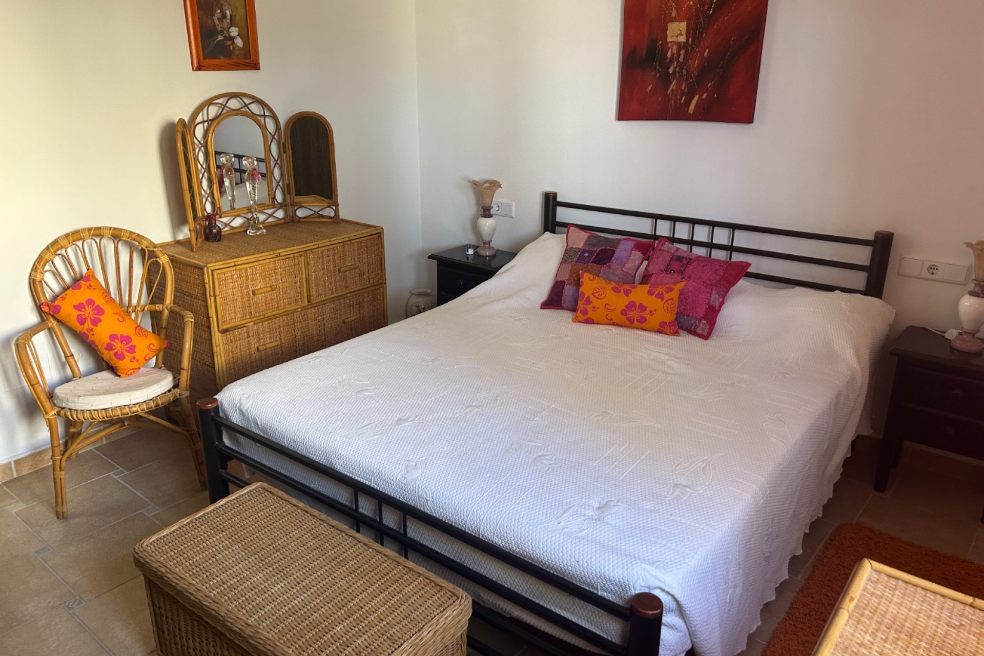 Villa in Algorfa with a private pool, 3 bedrooms, and a spacious garden