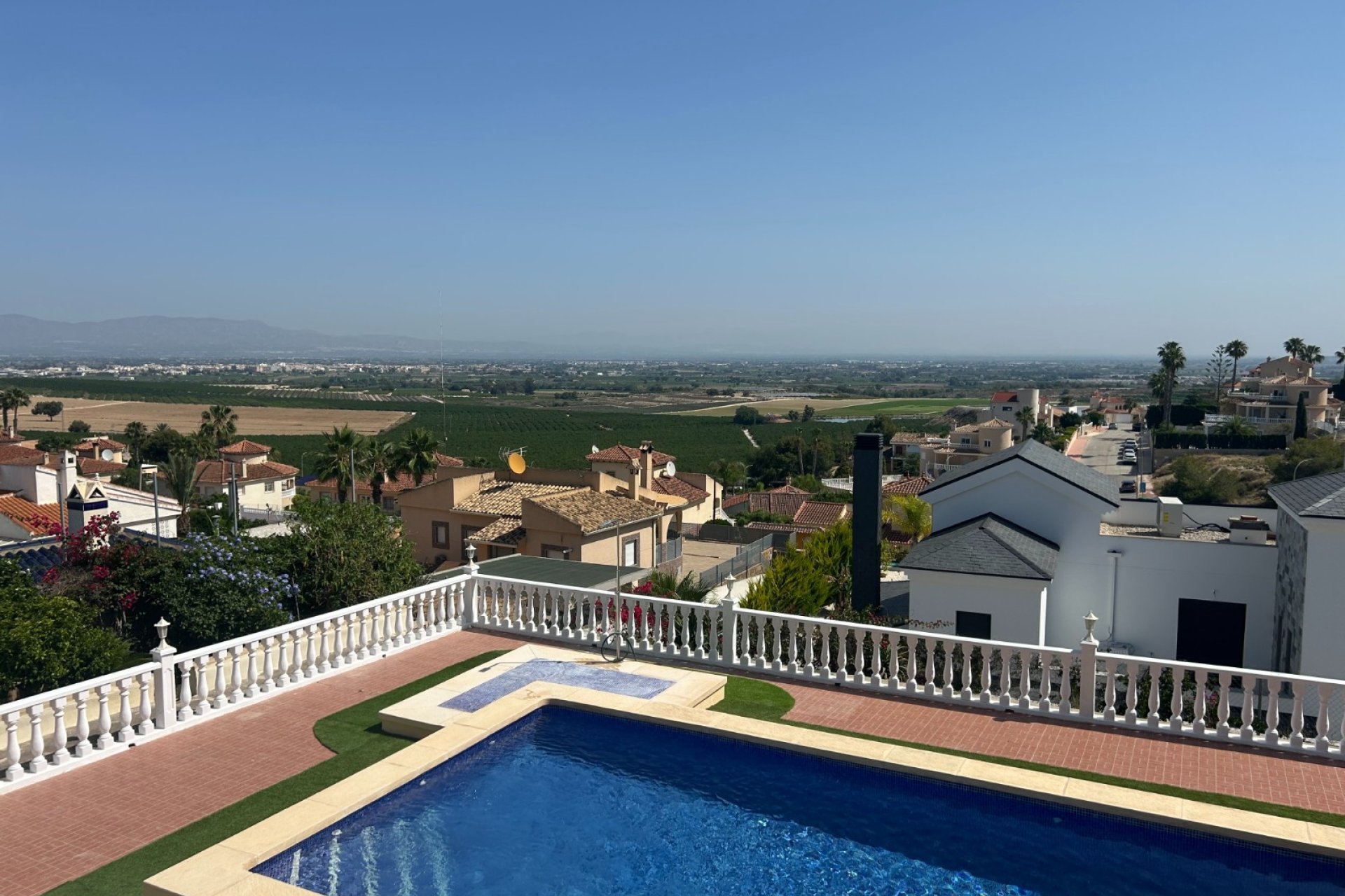 Villa in Algorfa with a private pool, 3 bedrooms, and a spacious garden