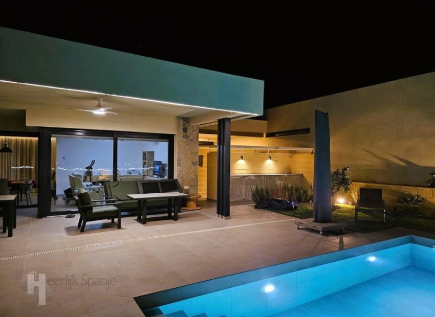 Villa independiente con piscina Altaona Golf Murcia