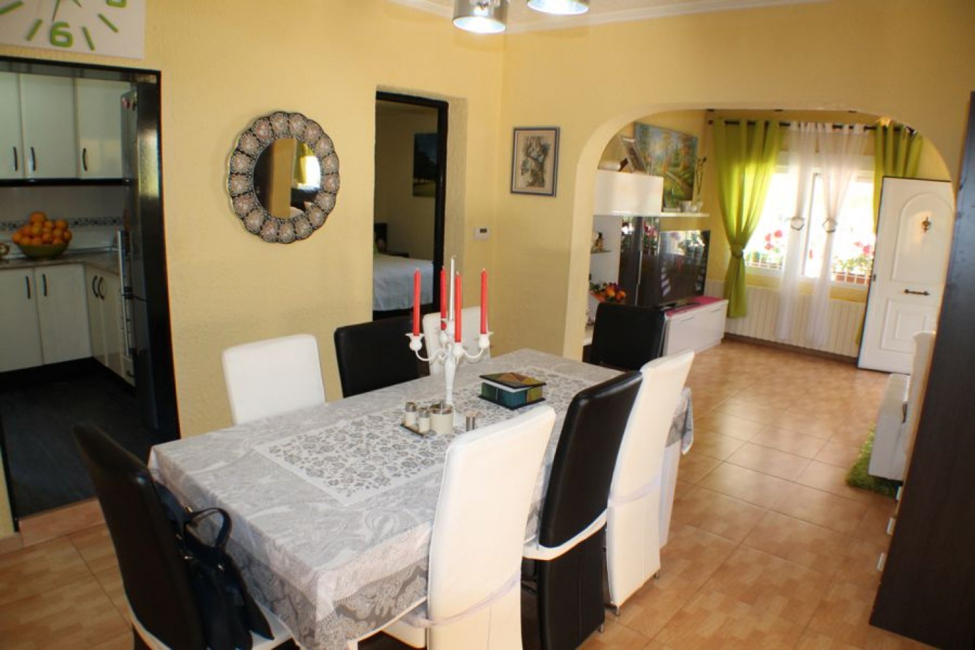 Villa independiente con piscina privada y jardín en la tranquila localidad de Alfaz del Pi, 3 dormitorios