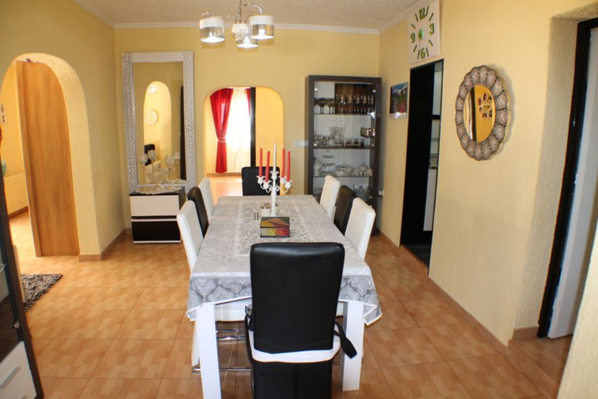 Villa independiente con piscina privada y jardín en la tranquila localidad de Alfaz del Pi, 3 dormitorios