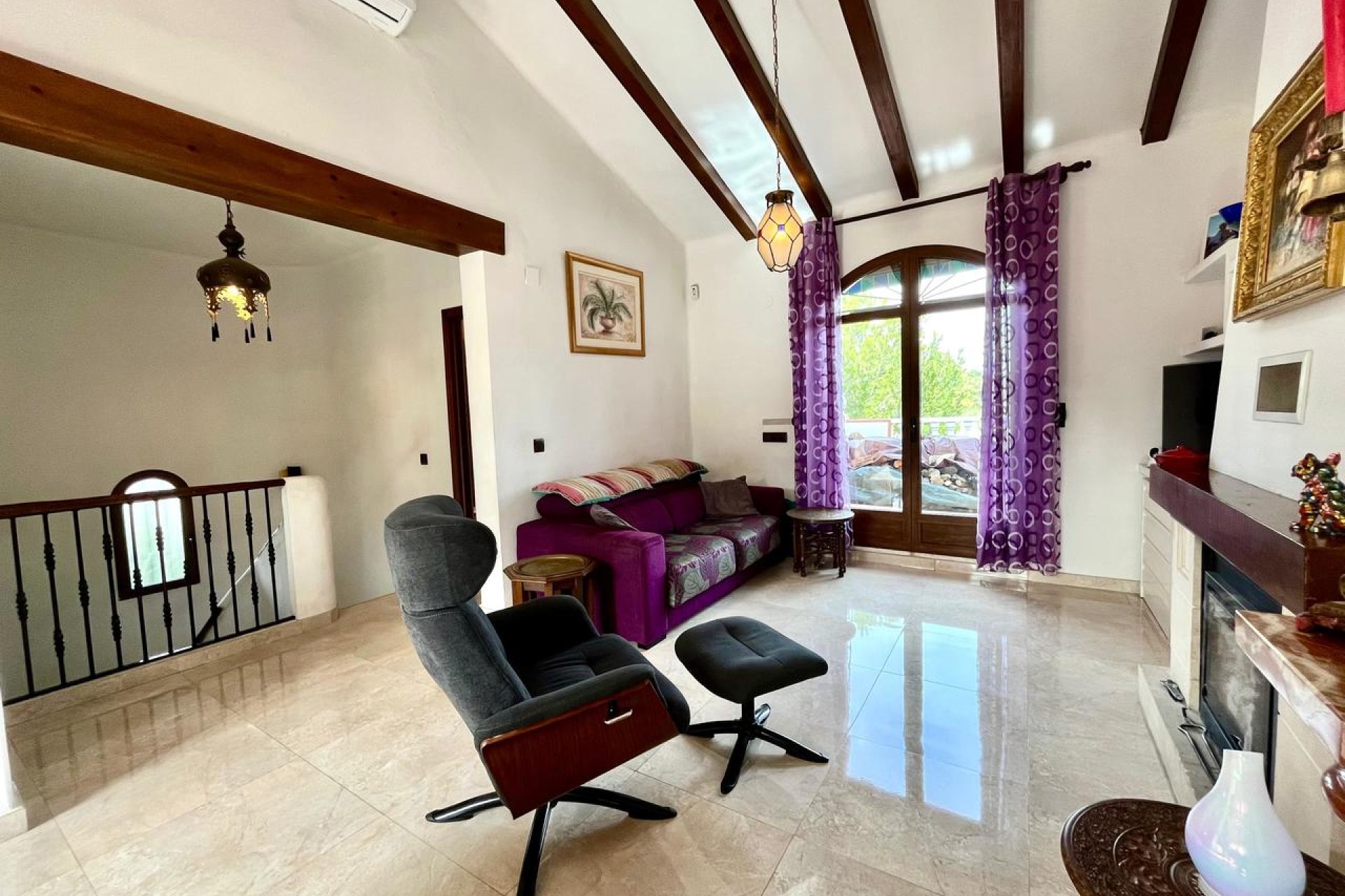 Villa independiente en Villamartín con piscina, vistas al campo de golf y 4 dormitorios