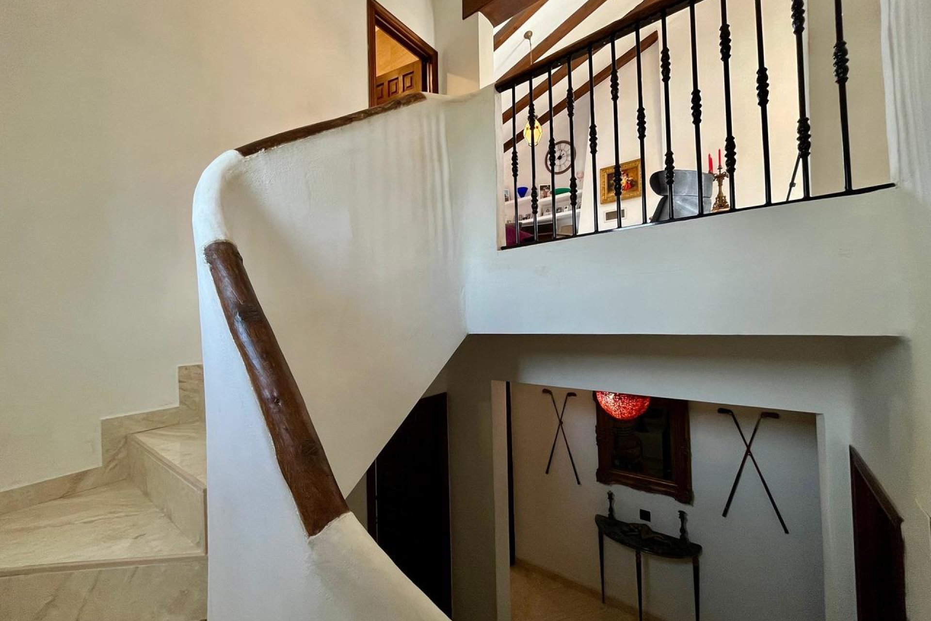 Villa independiente en Villamartín con piscina, vistas al campo de golf y 4 dormitorios