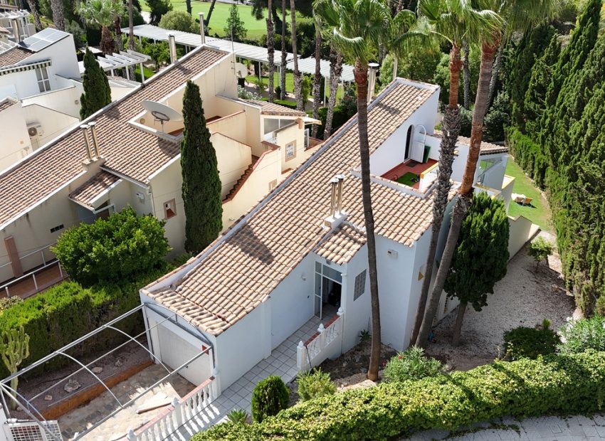 Villa junto al campo de golf en Villamartín