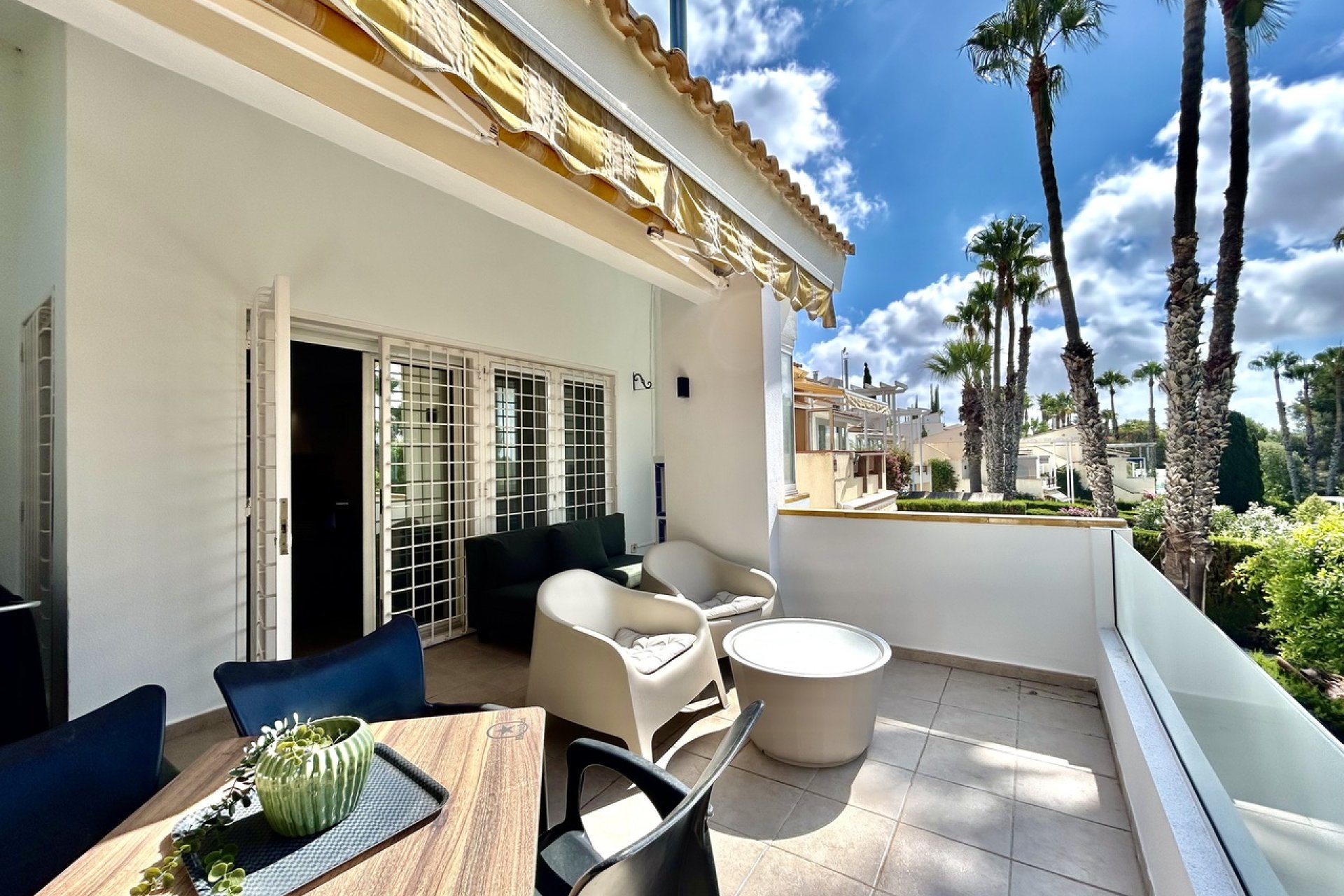 Villa junto al campo de golf en Villamartín